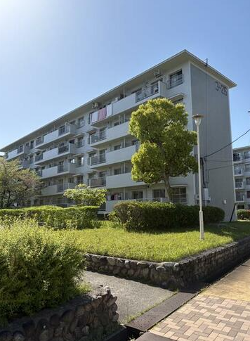 堺市の泉北桃山台第2団地29号棟 外観