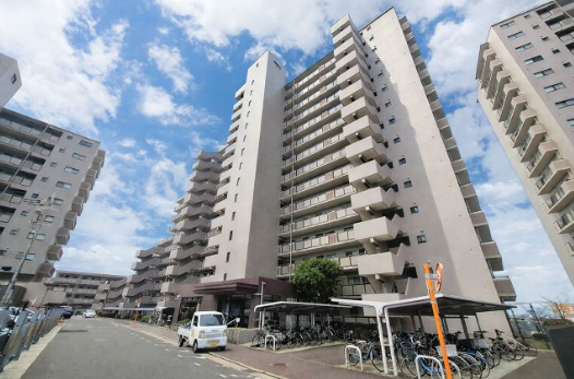堺市のファミールハイツ上野芝ＩＩ番館 外観